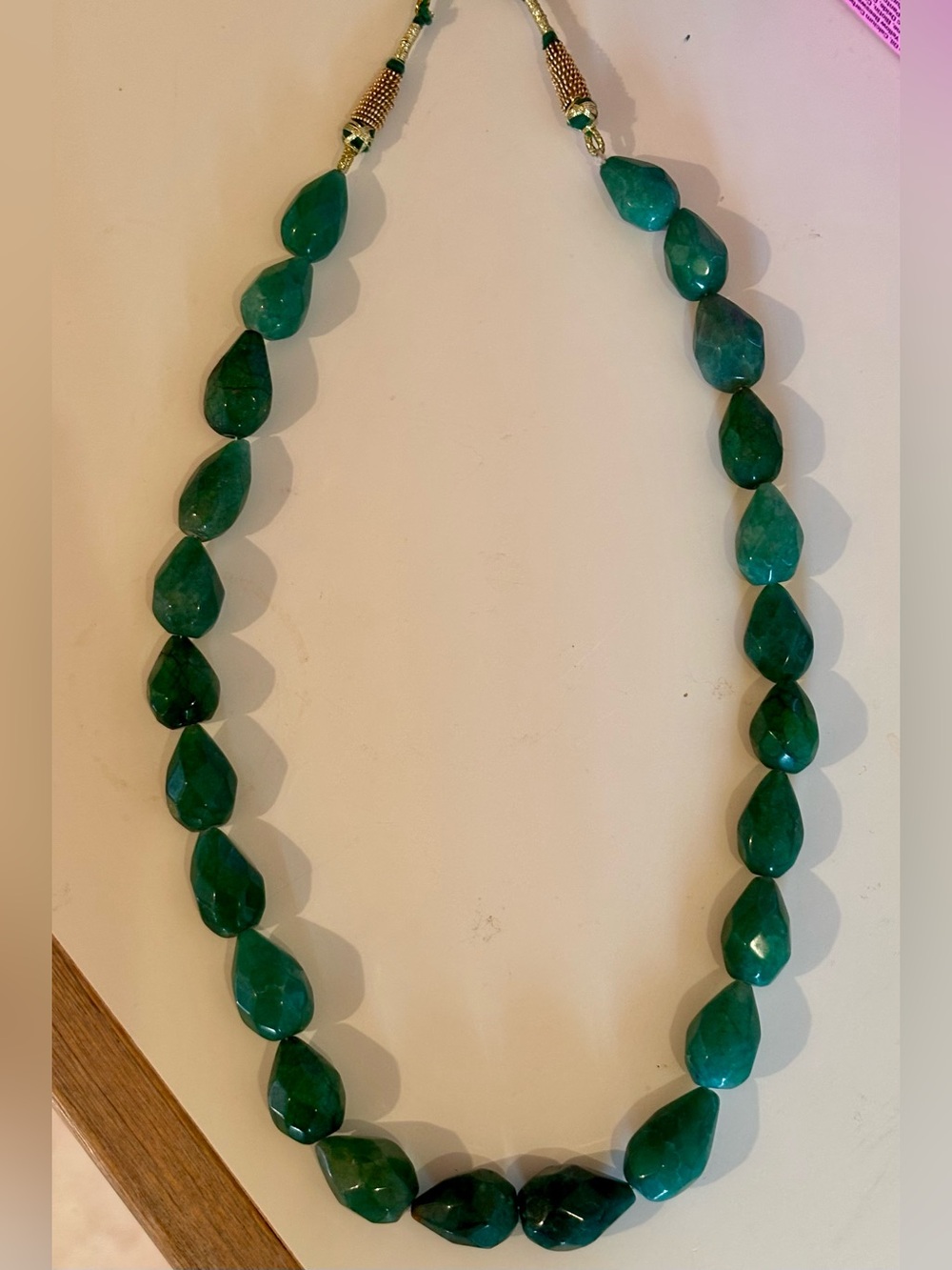 535 ct. Natural Green Emerald Faceted Teardrop Crystal Bead Necklace, adjustable